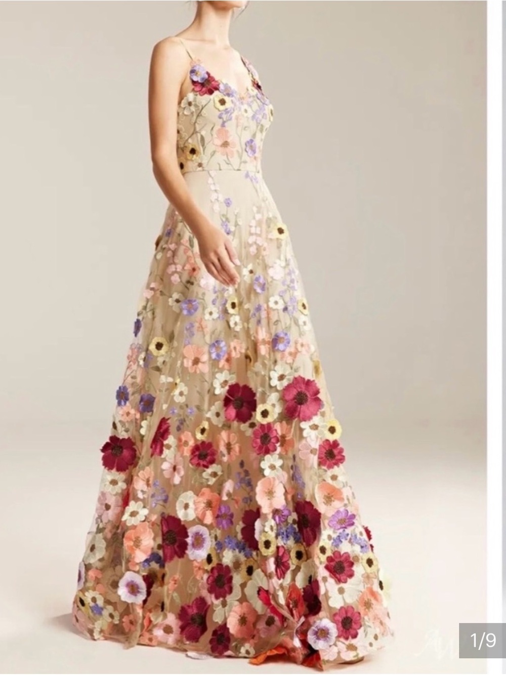 NEW AW Bridal Alison Floral 3D
Embroidered NEW Dress Size 8 ,12
